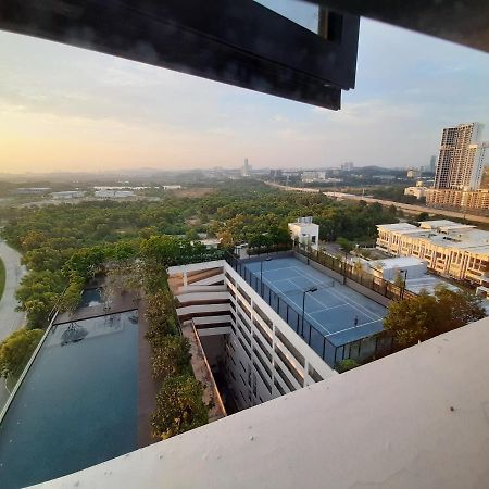 Appartamento Mycozysoho With Excellent Swimming Pool View Cyberjaya Esterno foto