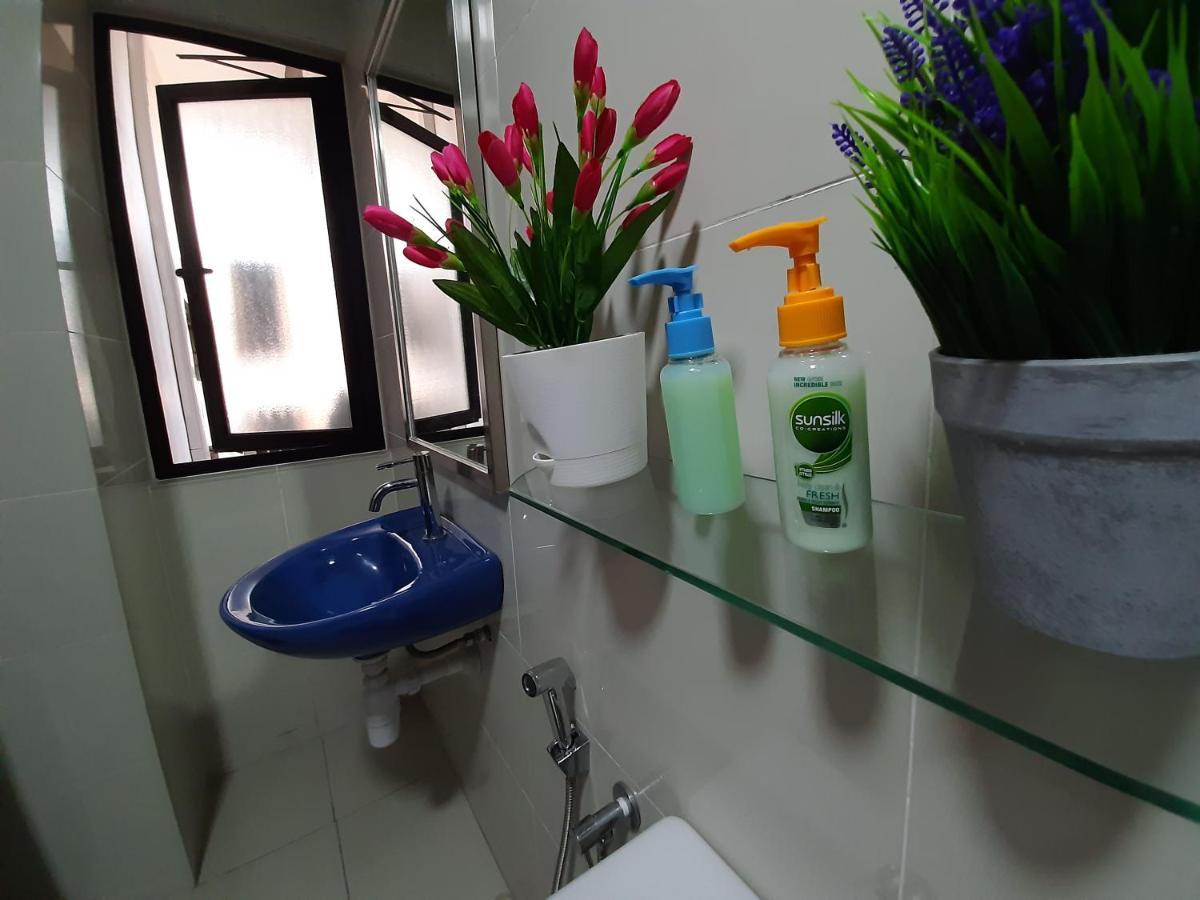 Appartamento Mycozysoho With Excellent Swimming Pool View Cyberjaya Esterno foto